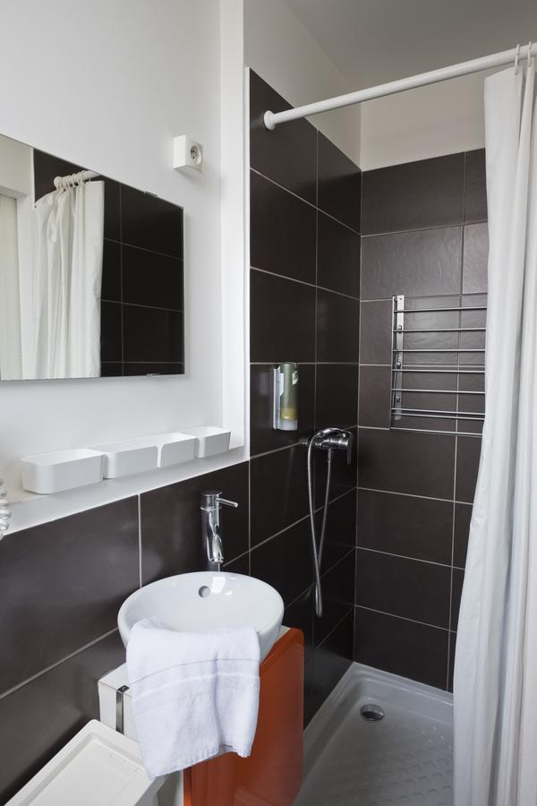 Hotel Le 126 Fréjus Esterno foto